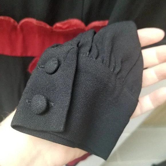 Valentino Red Scalloped Long Sleeve Crepe Mini  Dress Black Red 44 - Picture 12 of 16